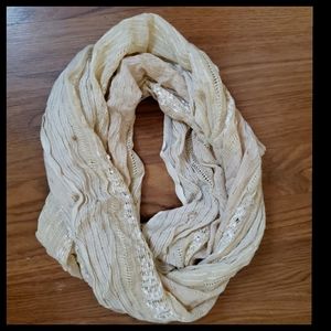 Infinity scarf